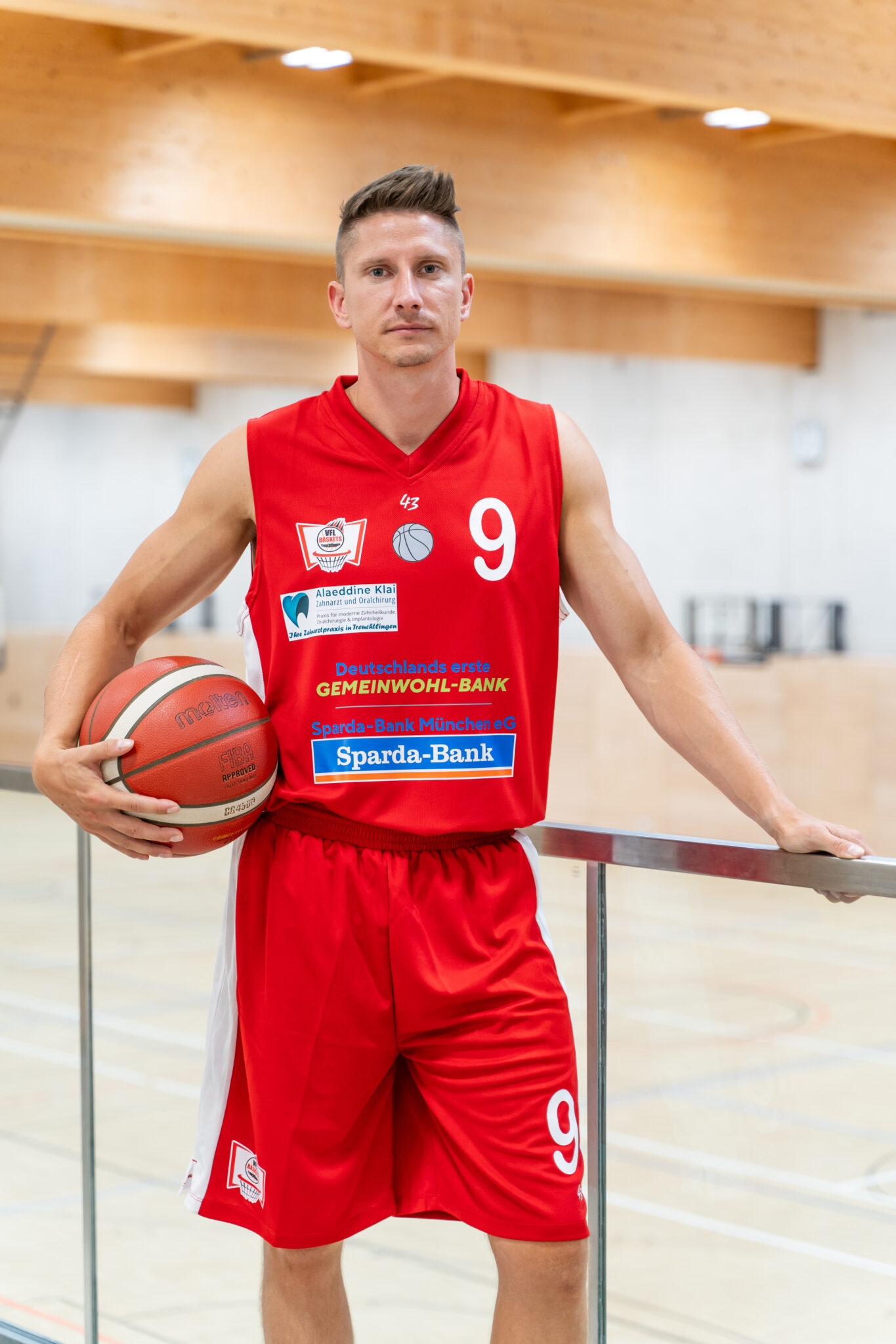 Spieler_Halle-10
