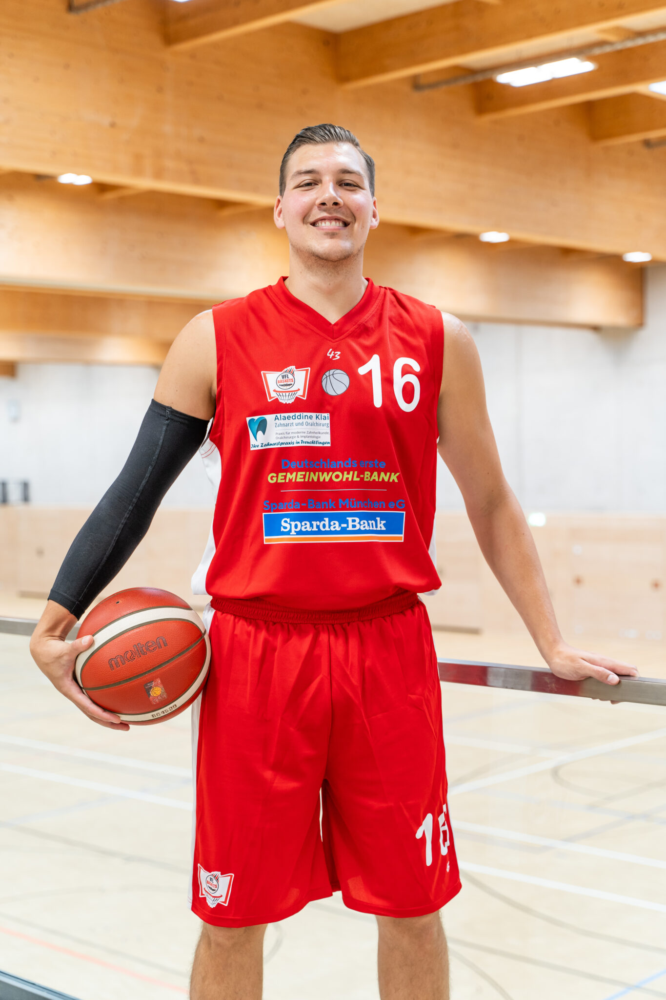 Spieler_Halle-9_Joni Schwarz